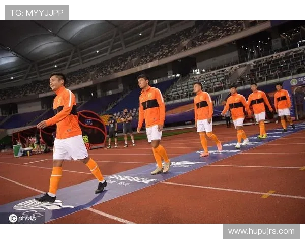 武汉羽毛球队快攻战术解析与实战应用探讨